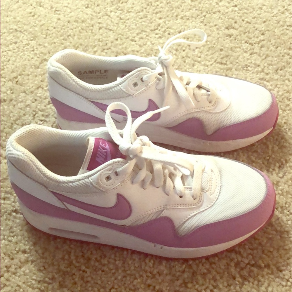 Nike air max